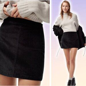 WILFRED FREE Aritzia Corduroy Skirt Sz 00 Black